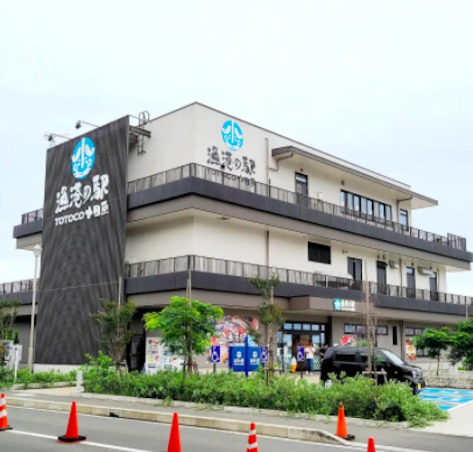 Hayakawa&2Rooms&48M2&5-6Pplmax&Best Location&Well Designed 早川駅徒歩2分 釣り場まで徒歩1分 グループ滞在可能なワーケーション最適プレイス Odawara Dış mekan fotoğraf